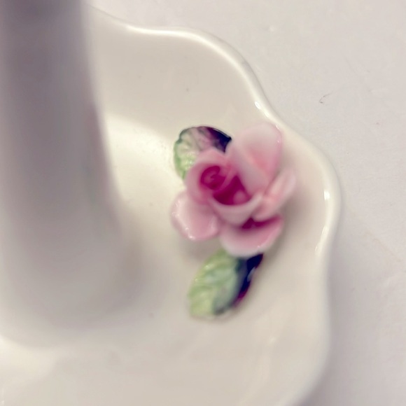 Vintage Crown Fine Bone China Rose Ring Holder - Picture 2 of 6